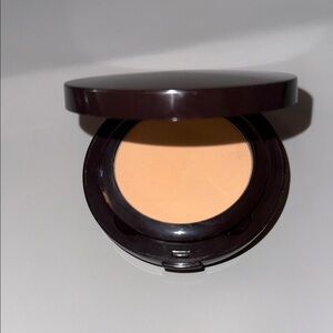 Laura Mercier Tan Compact Foundation